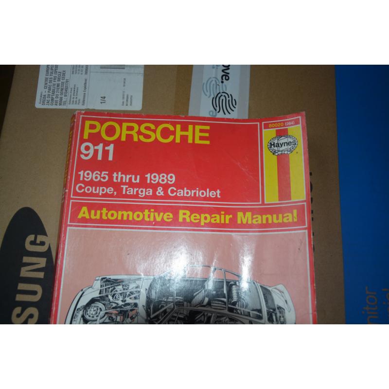 318. boek Porsche 911 handleiding - verzending inbegrepen