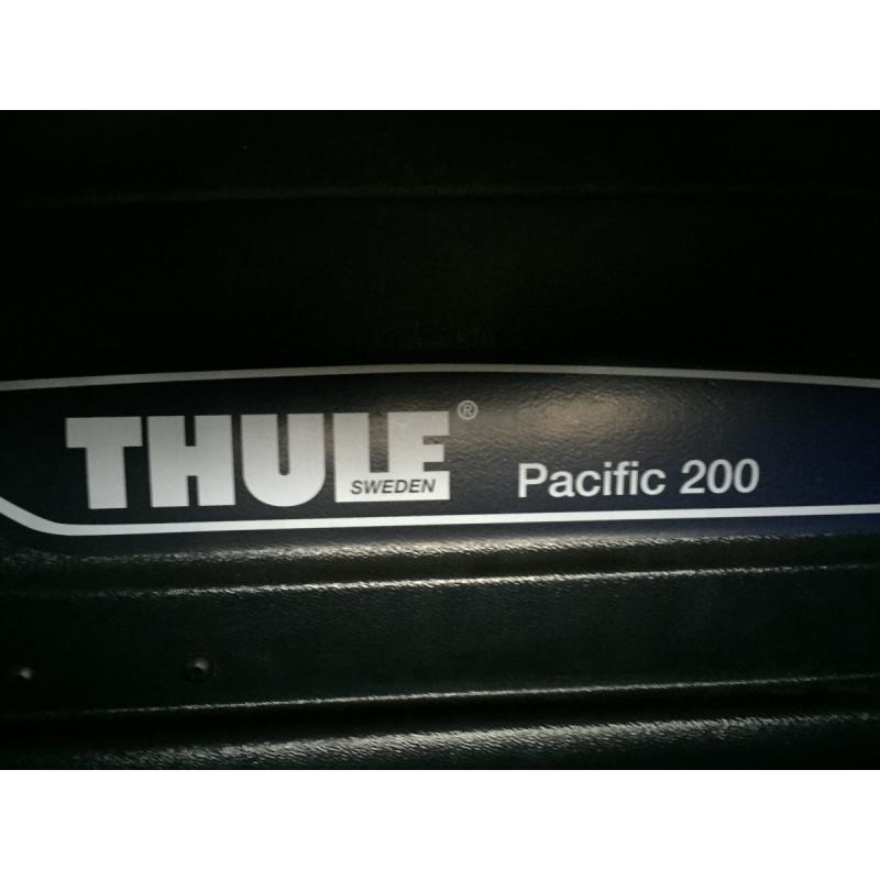 Dak koffer thule 200,dakdragers Ford focus c-max