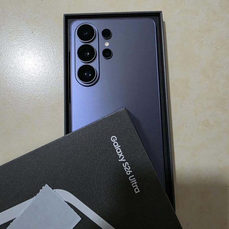 Samsung Galaxy S26 Ultra , Samsung Galaxy S26  , Samsung Galaxy S25 Ultra , Samsung Galaxy S25,  Samsung Galaxy Z Fold7 ,  Samsung Galaxy Z Flip 7 ,Google Pixel 10 Pro  XL 256GB ,  Xiaomi 17 Ultra 512GB , Apple iPhone 17 Pro Max, iPhone 17 Pro, iPhone 17,