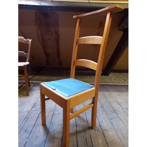 Kerkstoelen (GRATIS)