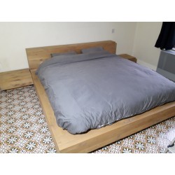 Luxe bed in massief eik