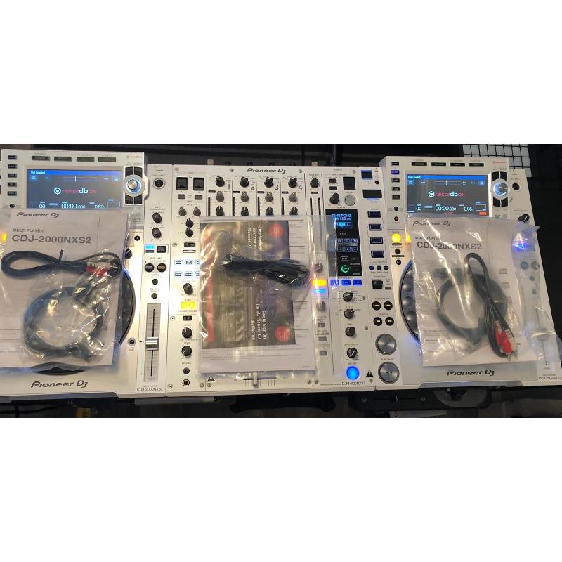 Koop Pioneer DJ 2x Pioneer Cdj-2000Nxs2W +1x Djm-900Nxs2W + Hdj-2000 Mk2 + Rmx-1000-W / 2x Pioneer cdj-tour1 +1xPioneer djm-tour1-dj-pakket