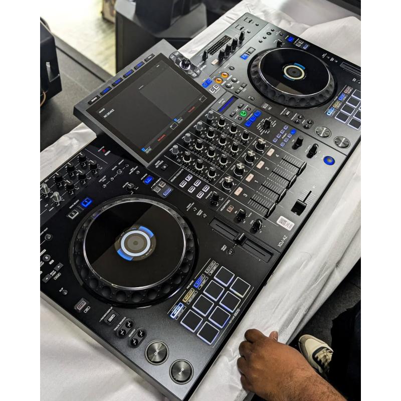 Te koop Nieuwe AlphaTheta XDJ-AZ, AlphaTheta DDJ-GRV6, AlphaTheta OMNIS-DUO, Denon DJ Prime 4+W, Pioneer DJ OPUS-QUAD, Pioneer XDJ XZ DJ-systeem, Pioneer XDJ-RX3, Pioneer DDJ RZX, Pioneer DDJ-REV7, Pioneer DDJ-FLX10