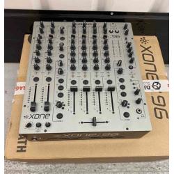 Verkopen AlphaTheta Euphonia Rotary Mixer, PLAYdifferently MODEL 1, Allen & Heath XONE 96 DJ Mixer, Pioneer DJM-V10-LF Mixer, Pioneer DJM-A9 DJ Mixer, Pioneer DJM-V10, Pioneer DJM-S11 Mixer, Pioneer DJM-Tour1, Pioneer DJM-900NXS2