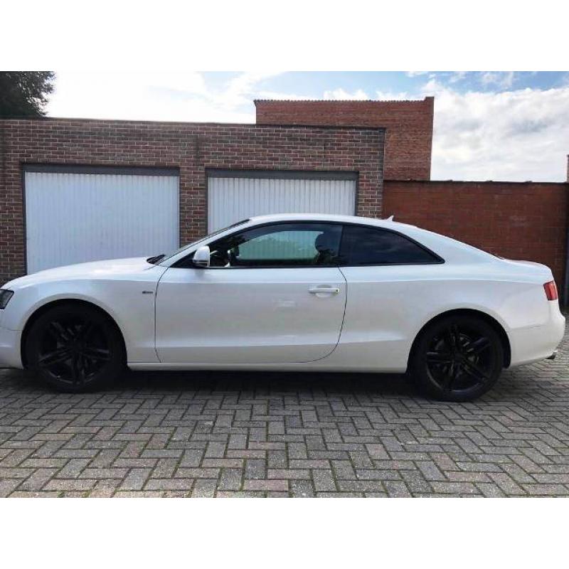 Audi A5 2.7 TDi V6 S line DPF Multitronic