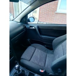 Interieur Opel Astra 3 deurs