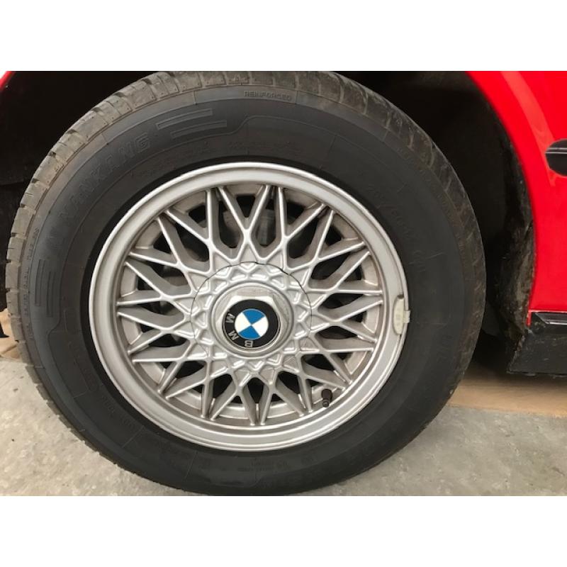 Prachtige oldtimer BMW 318i CABRIO in perfecte staat.