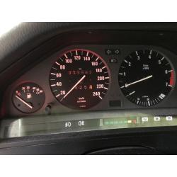 Prachtige oldtimer BMW 318i CABRIO in perfecte staat.