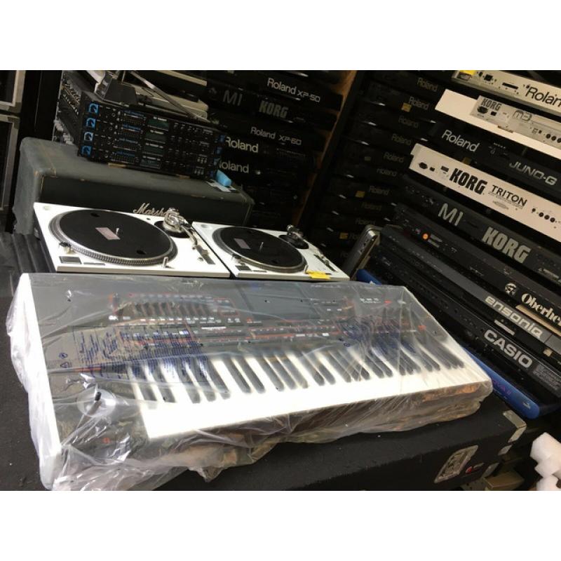 Koop Nieuw Korg Nautilus, Korg Pa4X, Korg Pa5X, Korg Pa1000, Korg M3, Korg OASYS, Korg KRONOS2, Yamaha Genos2, Yamaha Genos, Yamaha MODX8+, Yamaha PSR-SX900, Motif XF8, Yamaha Montage 8, Roland Fantom-X8, Nord Electro 6D 61-Toets /Nord Grand 2