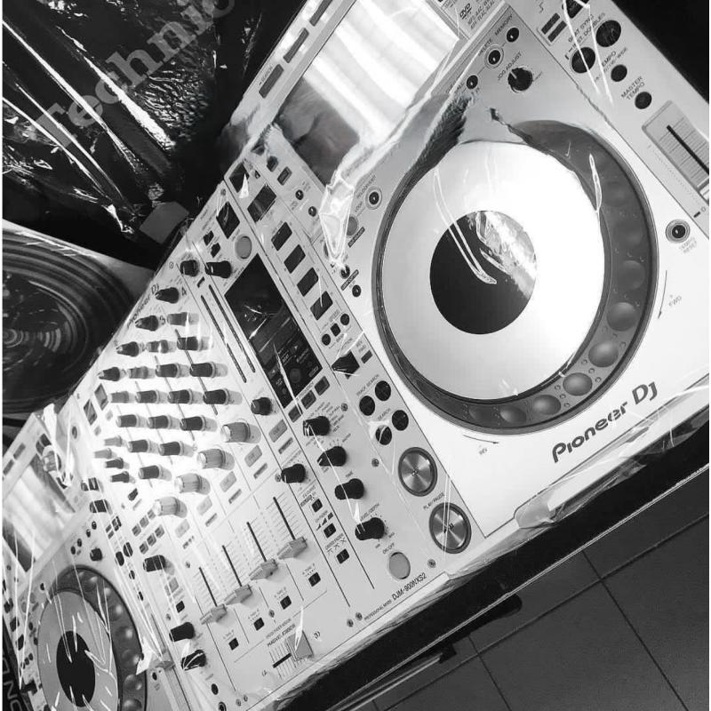 Verkoop Pioneer DJ SET 2x Pioneer Cdj-2000Nxs2W + 1x Djm-900Nxs2W / Pioneer-Dj-Tour-system-2x Pioneer Cdj-Tour1 +1x Pioneer Djm-Tour1-dj-pakket, 2x Pioneer DJ CDJ 3000 + Pioneer DJM-A9 Mixer, 2x Pioneer CDJ-3000 1x AlphaTheta Euphonia, Pioneer Opus-Quad