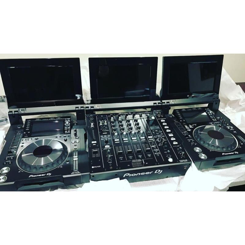 Verkauft Nieu Pioneer CDJ-Tour1, Pioneer DJM-Tour1, Pioneer DDJ RZX, Pioneer DJM-900NXS2, Pioneer CDJ-2000NXS2, Pioneer CDJ-3000, Pioneer XDJ-RX3, Pioneer XDJ XZ, Pioneer DJ OPUS-QUAD, Pioneer DJ DJM-A9, Pioneer DJM-V10-LF, Pioneer DJM-V10 Mixer, DJM-S11