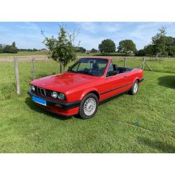 Prachtige oldtimer BMW 318i CABRIO in perfecte staat.