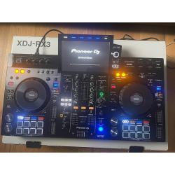 Verkopen Pioneer DJ XDJ-RX3 DJ-Systeem , Pioneer XDJ-XZ DJ-Systeem , Pioneer DJ OPUS-QUAD DJ-Systeem , Pioneer DJ DDJ-FLX10 DJ-Controller , AlphaTheta XDJ-AZ DJ-Systeem , AlphaTheta OMNIS-DUO DJ-Systeem