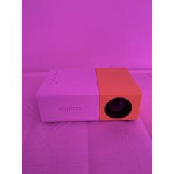 NIEUW: Smart Beamer + Scherm-Gordijn + Beamer Staander