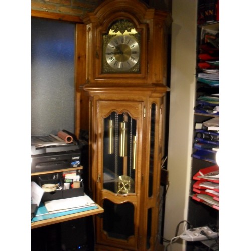 STAANDE KLOK MET VERLICHTING