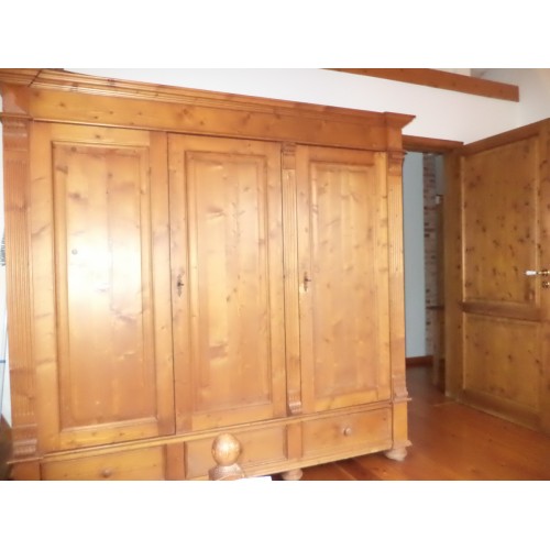 SLAAPKAMER MET KINGSIZE BED