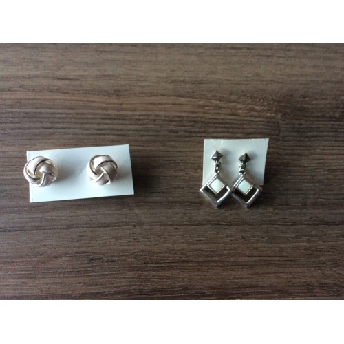 Oorbellen en kettinkje