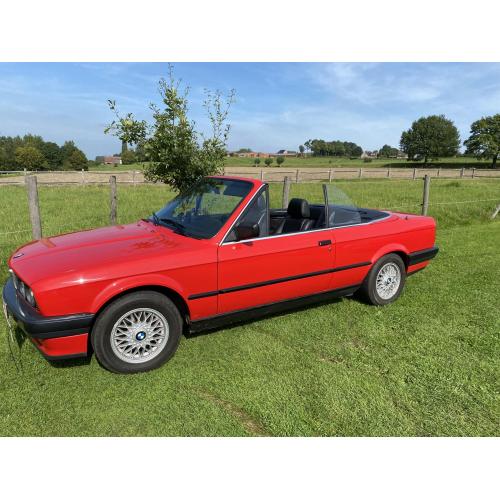 Prachtige oldtimer BMW 318i CABRIO in perfecte staat.
